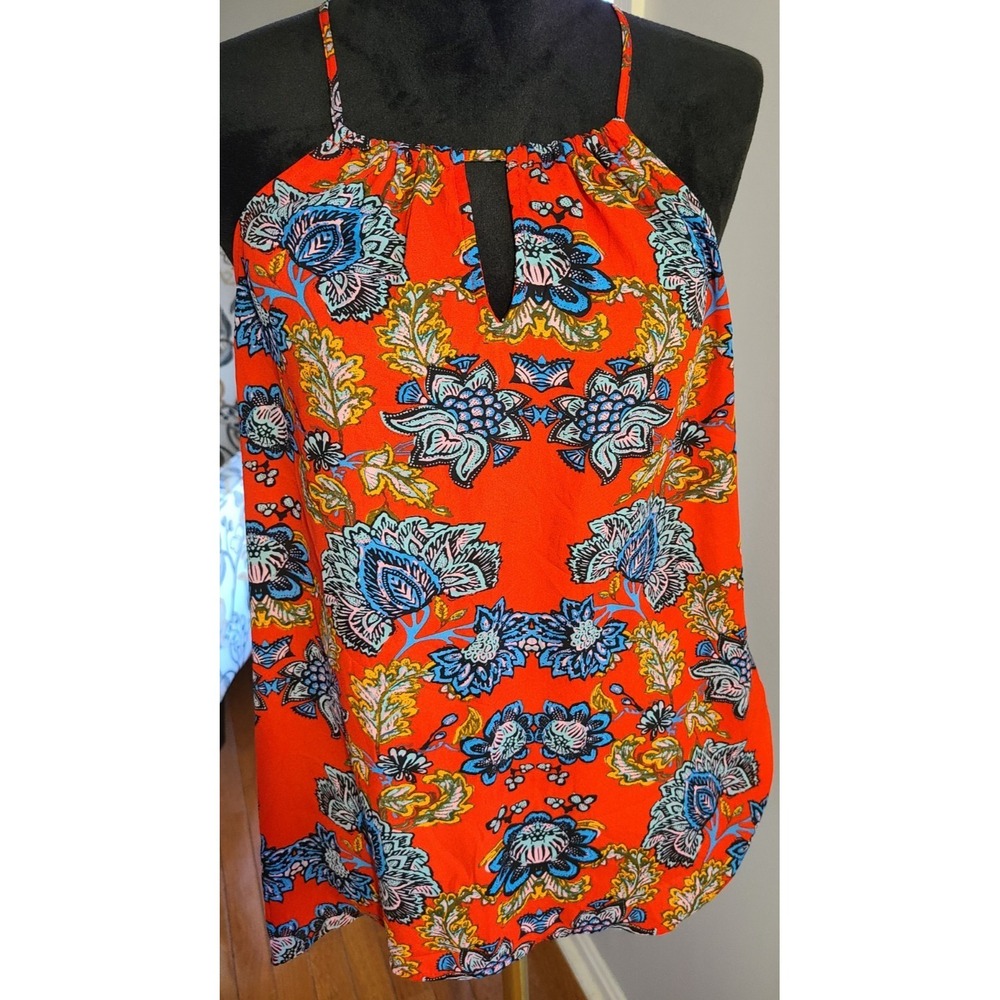 Collective Concepts Sz Med Red Floral Sleeveless Keyhole Pleated Top Garden Club